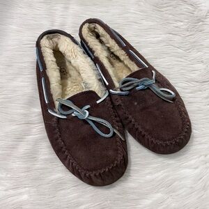 UGG Dark Brown Suede Blue Laces Shearling Lined Slip On Dakota Slippers Moccasin